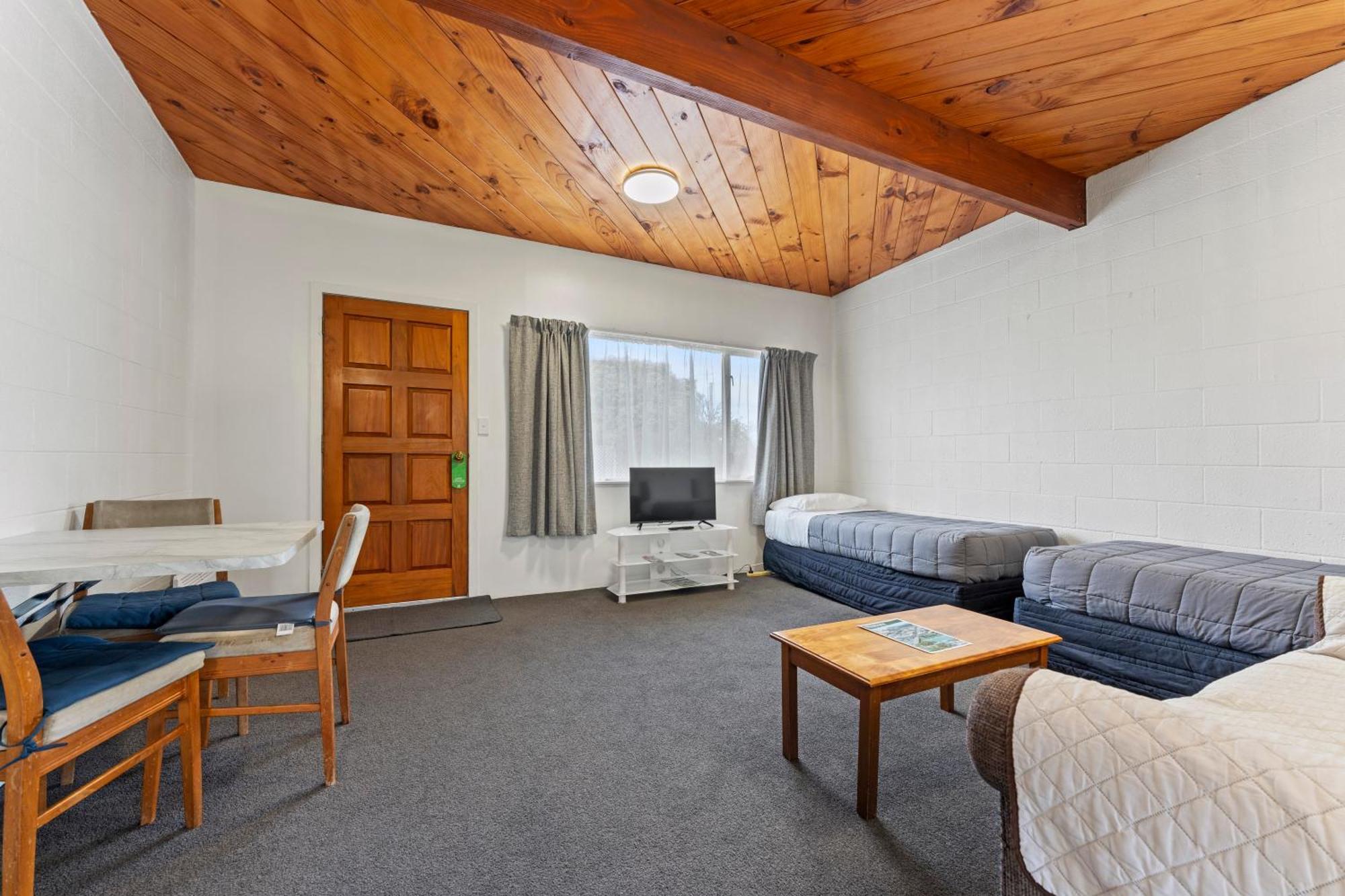 Coachman'S Lodge Motel Whanganui Exterior photo